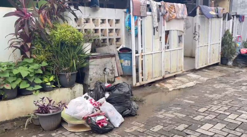 Salah satu rumah warga Perumahan Grand Sutera yang terdampak banjir. (Jejakbanten/RK)