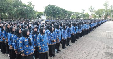 PPPK Paruh Waktu saat baru dilantik, dan sebagian pegawai Non-ASN masih menunggu kepastian pengangkatan, dan saat ini berstatus sebagai pegawai outsourcing. (Jejakbanten/RK)