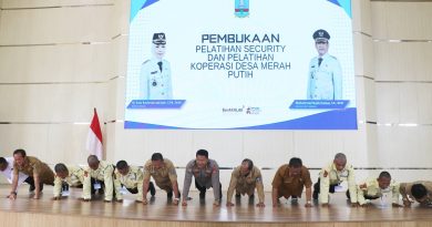 Tes Kesiapan Fisik, Wabup Najib Hamas Ajak Push Up Peserta Pelatihan Security