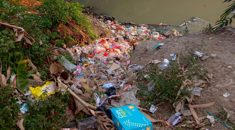 Relawan Dorong Regulasi Pembatasan Styrofoam dan Plastik di Kota Serang