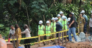 Bupati Serang Letakkan Batu Pertama Pembangunan SDN Inpres Cikeusal Bupati Serang Letakkan Batu Pertama Pembangunan SDN Inpres Cikeusal