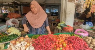 Libur MBG, Pedagang Pasar Lama Catat Penurunan Harga Sejumlah Komoditas