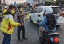 Golkar Banten Bagikan Masker kepada Warga Terdekat Gunung Anak Krakatau