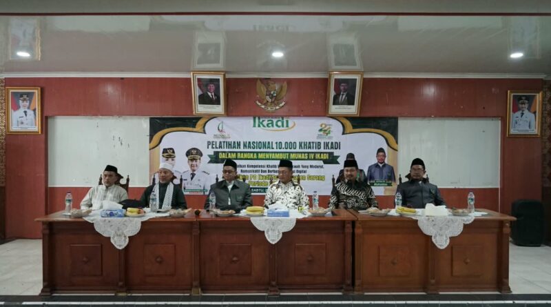 Wabup Serang Ajak Generasi Muda Bersiap Jadi Penerus Khatib Jumat